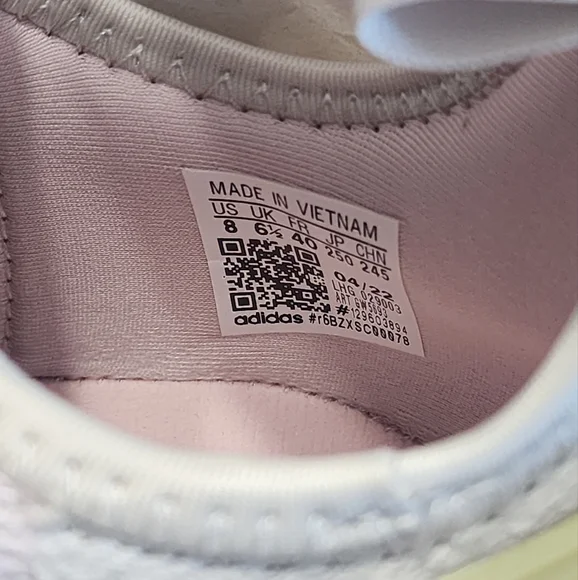 NEW Adidas Originals NMD R1 Women's Running Shoes Size 8 - Picture 7 of 8